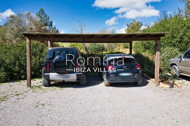 5 sypialnia Finka/Dom wiejski na sprzedaż w Santa Eulalia / Santa Eularia z basenem garażem - 8 200 000 € (Ref: 9199422)