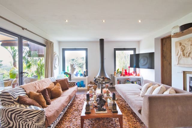 2 quarto Quinta/Casa Rural para venda em Santa Eulalia / Santa Eularia com piscina - 2 950 000 € (Ref: 9199423)