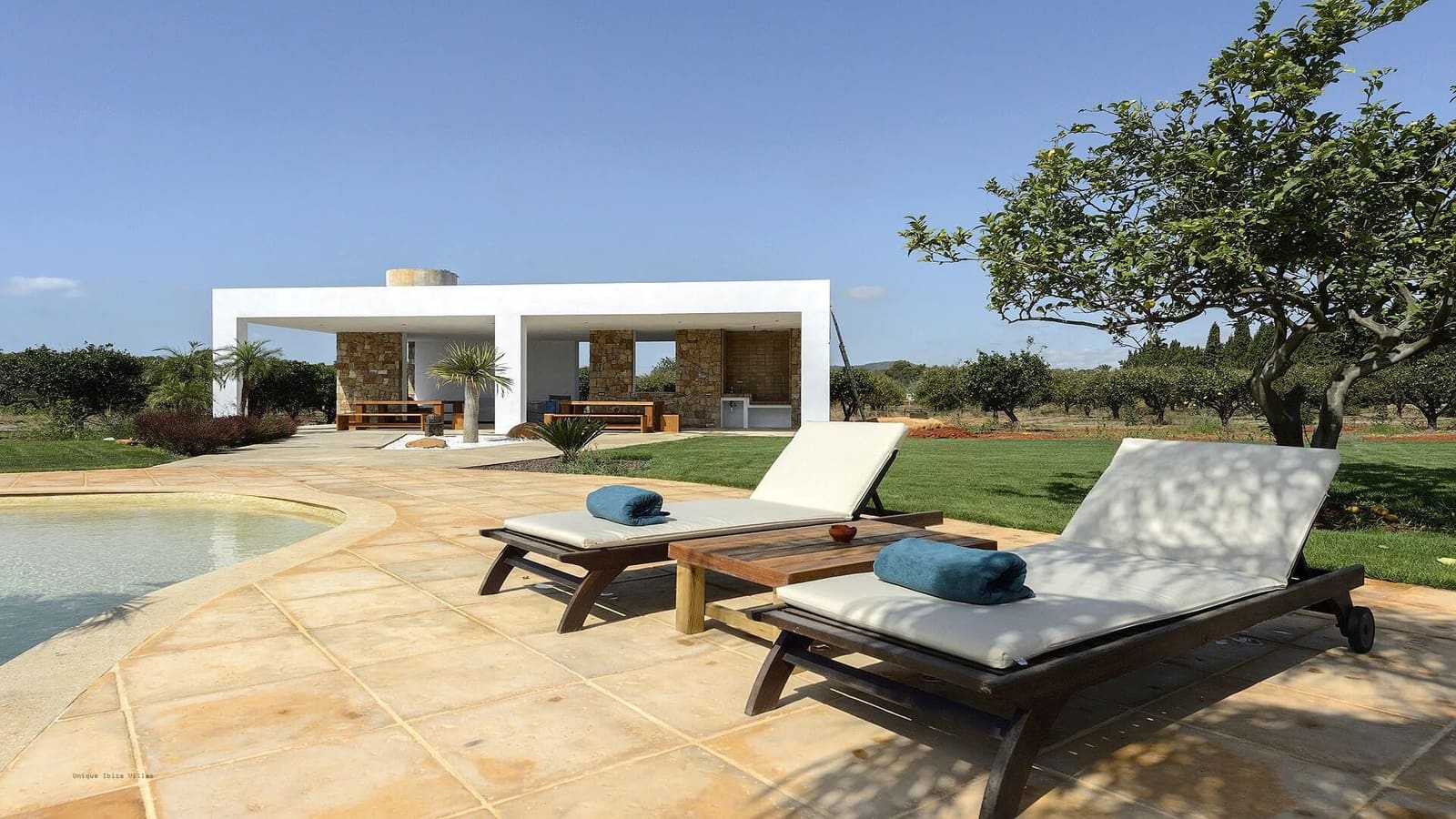 5 bedroom Finca/Country House for sale in Santa Eulalia / Santa Eularia with pool garage - € 4,500,000 (Ref: 9199911)