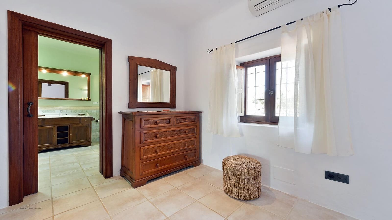 5 bedroom Finca/Country House for sale in Santa Eulalia / Santa Eularia with pool garage - € 4,500,000 (Ref: 9199911)