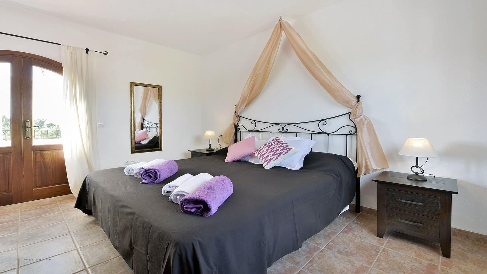 5 bedroom Finca/Country House for sale in Santa Eulalia / Santa Eularia with pool garage - € 4,500,000 (Ref: 9199911)