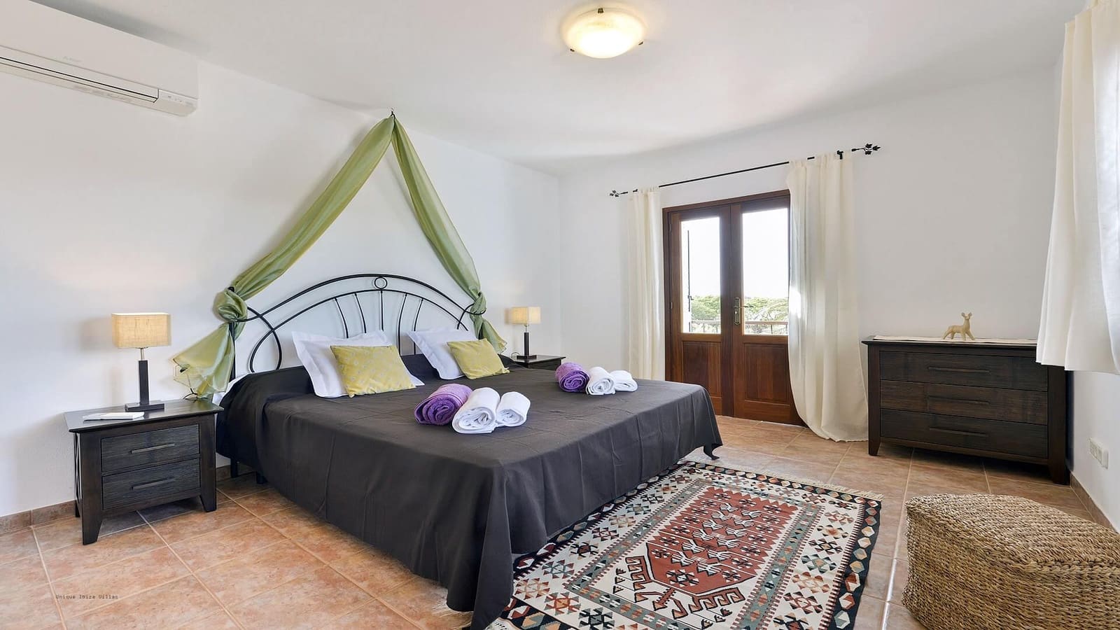 5 bedroom Finca/Country House for sale in Santa Eulalia / Santa Eularia with pool garage - € 4,500,000 (Ref: 9199911)