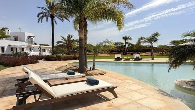 5 quarto Quinta/Casa Rural para venda em Santa Eulalia / Santa Eularia com piscina garagem - 4 500 000 € (Ref: 9199911)