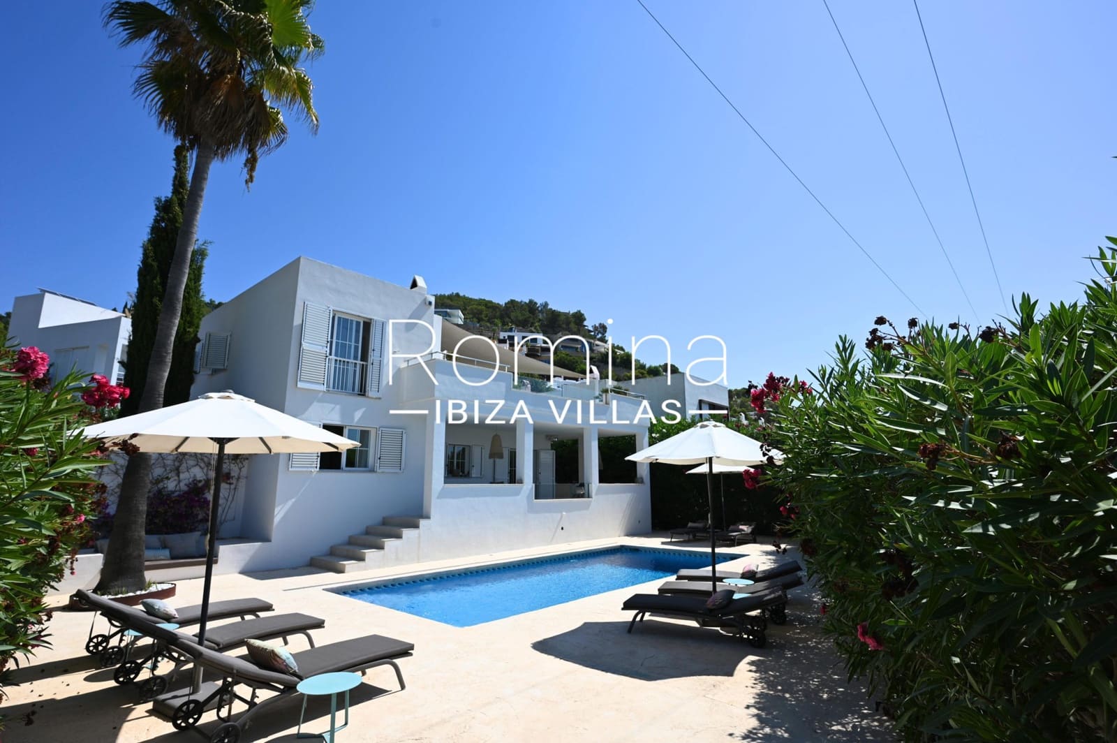4 soveværelse Villa til salg i Santa Eulalia / Santa Eularia med swimmingpool garage - € 2.970.000 (Ref: 9199968)