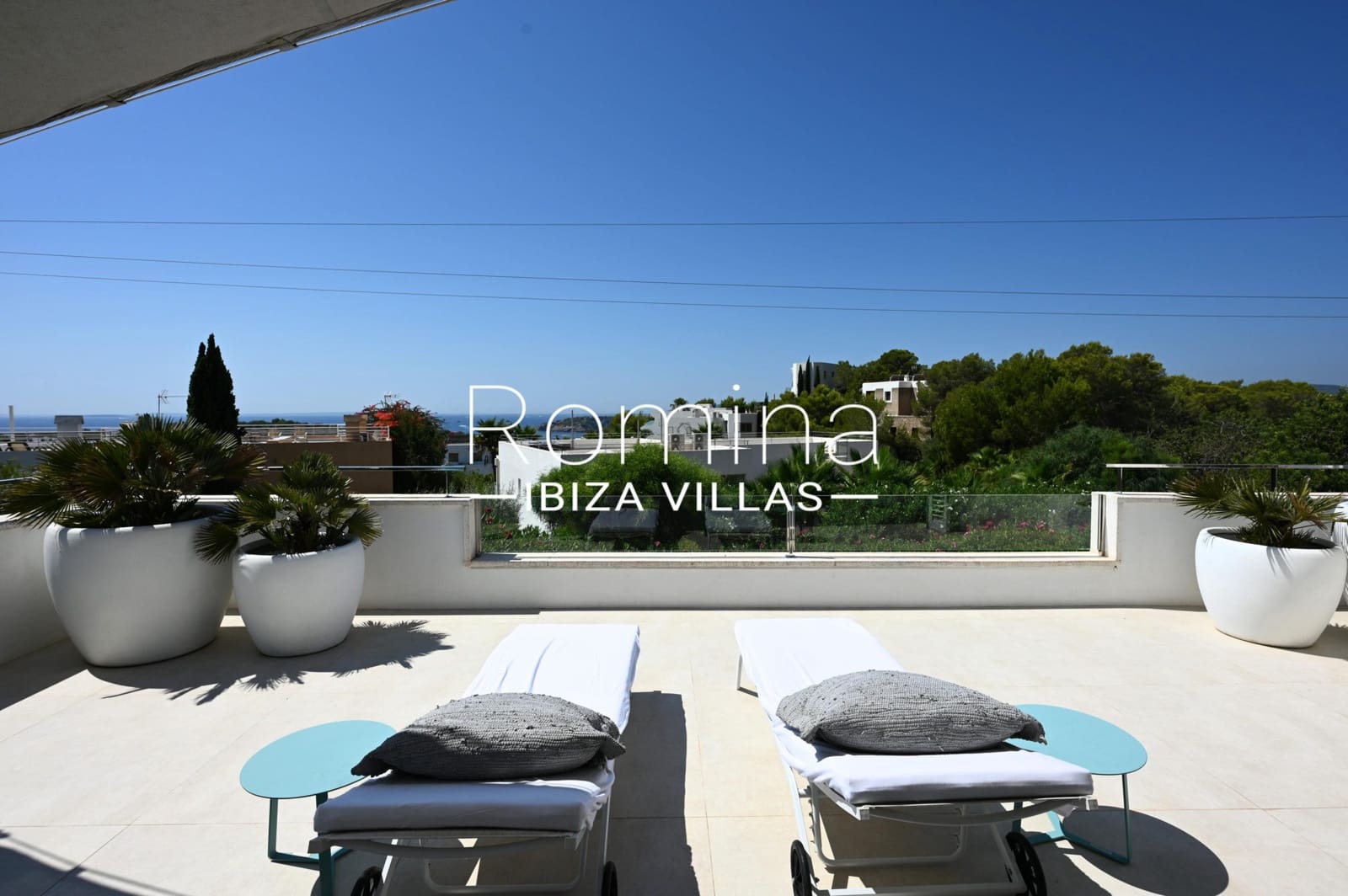 4 soveværelse Villa til salg i Santa Eulalia / Santa Eularia med swimmingpool garage - € 2.970.000 (Ref: 9199968)