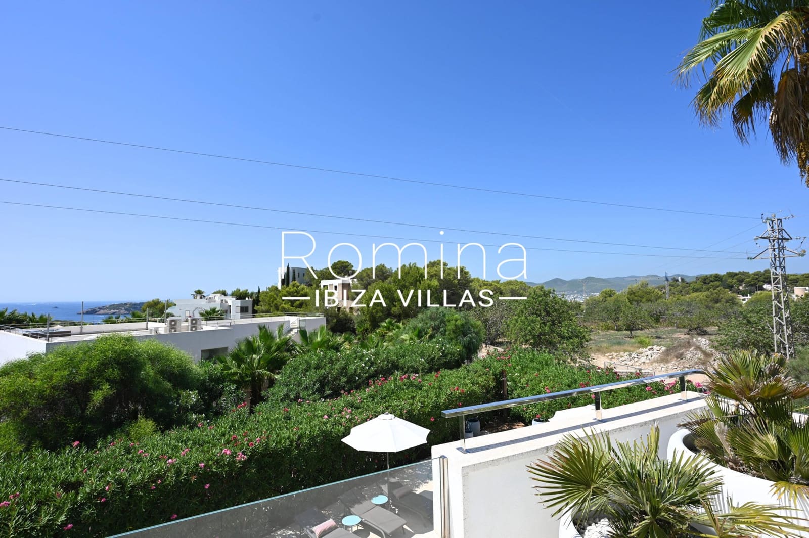 4 soveværelse Villa til salg i Santa Eulalia / Santa Eularia med swimmingpool garage - € 2.970.000 (Ref: 9199968)