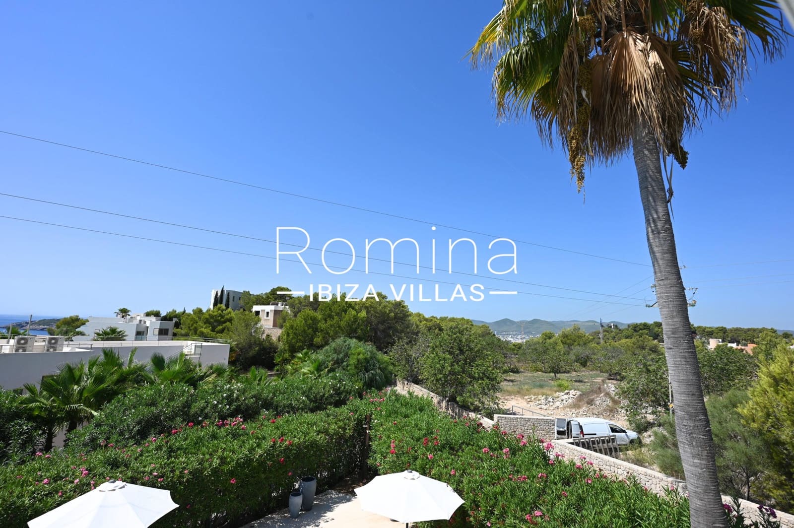 4 soveværelse Villa til salg i Santa Eulalia / Santa Eularia med swimmingpool garage - € 2.970.000 (Ref: 9199968)