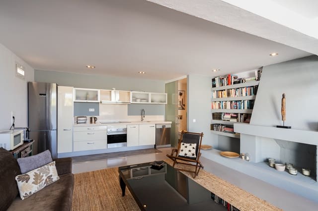 1 soveværelse Lejlighed til salg i Roca Llisa, Santa Eulalia / Santa Eularia med garage - € 1.295.000 (Ref: 9202778)