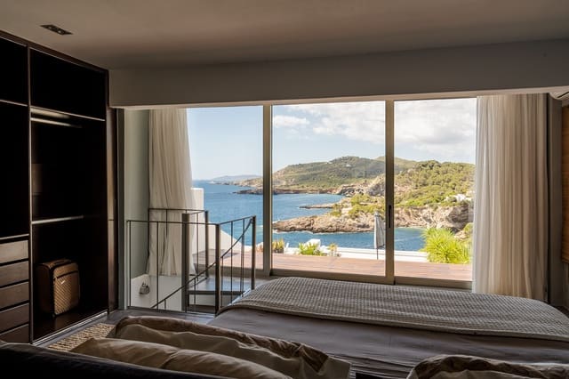 1 soveværelse Lejlighed til salg i Roca Llisa, Santa Eulalia / Santa Eularia med garage - € 1.295.000 (Ref: 9202778)