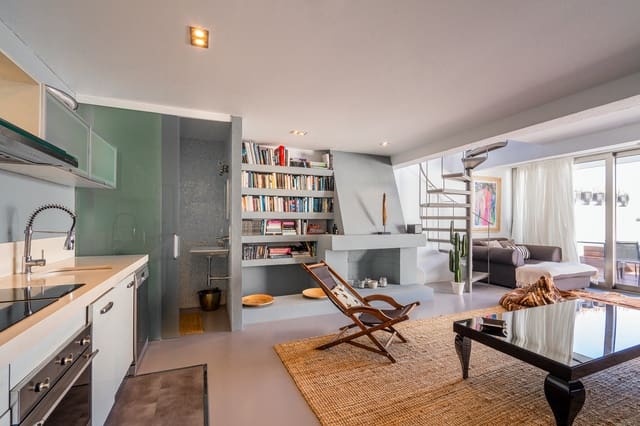 1 soveværelse Lejlighed til salg i Roca Llisa, Santa Eulalia / Santa Eularia med garage - € 1.295.000 (Ref: 9202778)