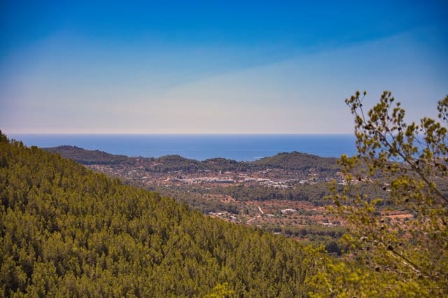 3 soveværelse Finca/Landehus til salg i San Miguel / Sant Miquel de Balansat, Sant Joan de Labritja med garage - € 4.660.000 (Ref: 9227415)