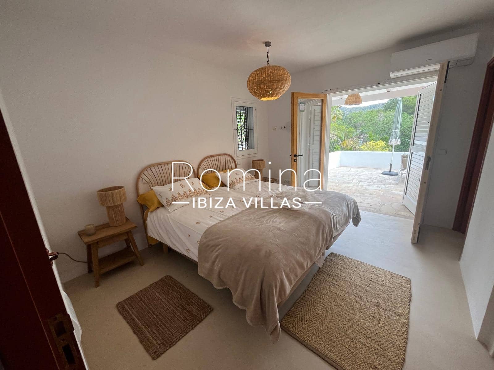 4 soveværelse Villa til salg i Cala Llenya med swimmingpool garage - € 2.800.000 (Ref: 9308712)