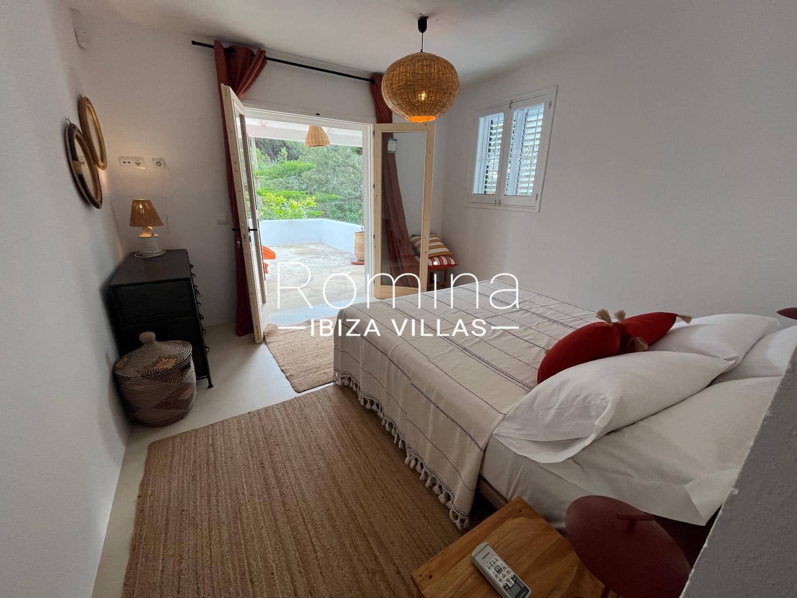 4 soveværelse Villa til salg i Cala Llenya med swimmingpool garage - € 2.800.000 (Ref: 9308712)