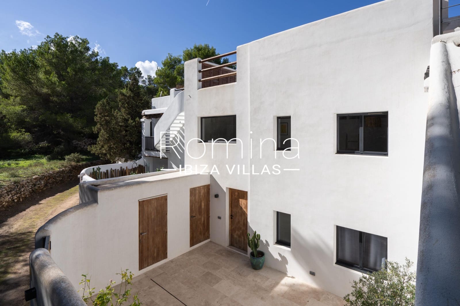 4 soveværelse Villa til salg i Cala Tarida med swimmingpool - € 1.590.000 (Ref: 9357231)