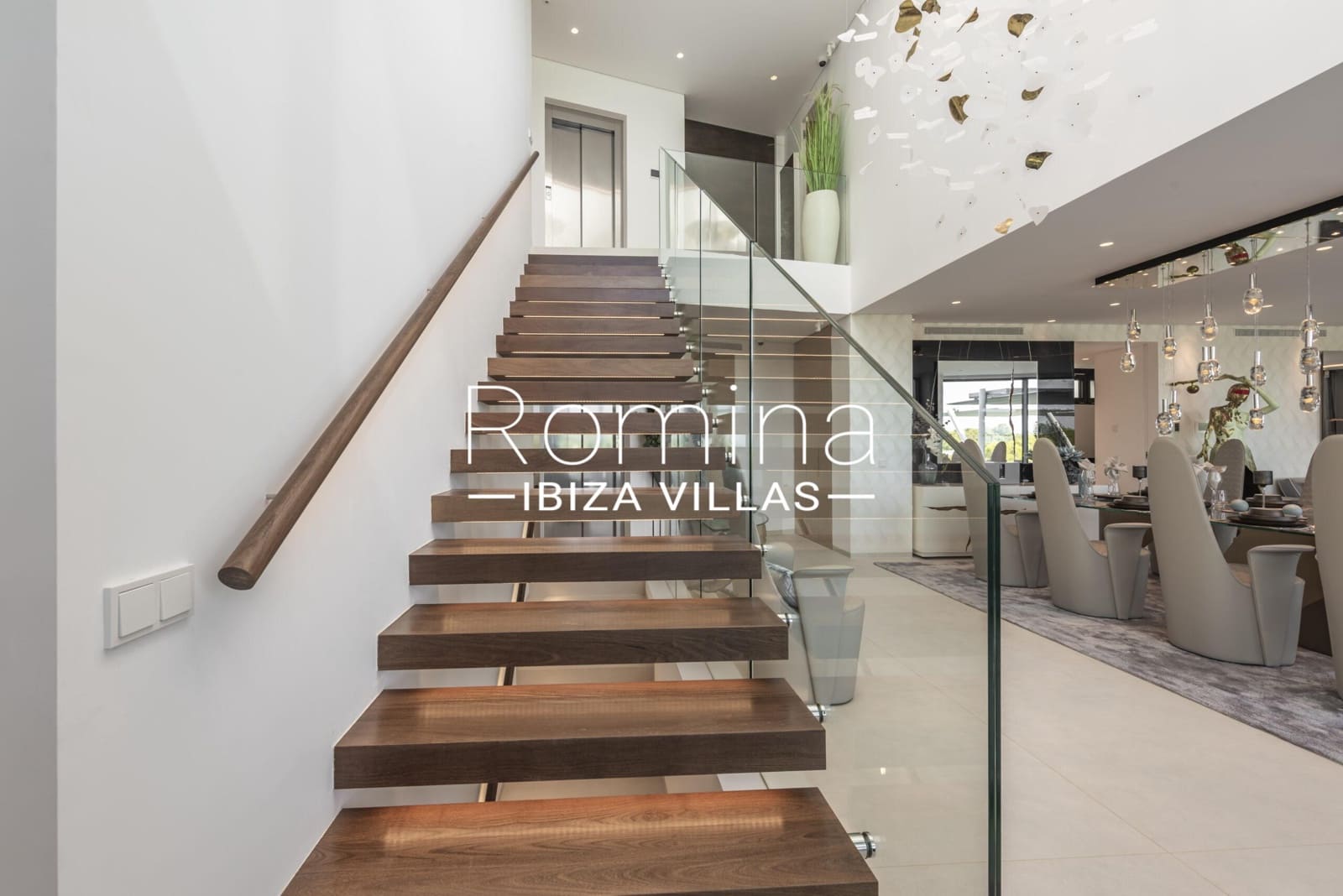 9 makuuhuone Bungalow myytävänä paikassa Roca Llisa mukana uima-altaan 
autotalli - 9 800 000 € (Ref: 9373885)