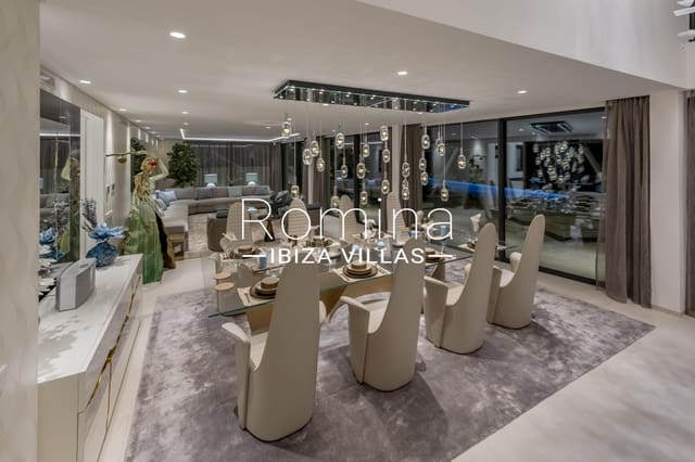 9 makuuhuone Bungalow myytävänä paikassa Roca Llisa, Santa Eulalia / Santa Eularia mukana uima-altaan 
autotalli - 9 800 000 € (Ref: 9373885)