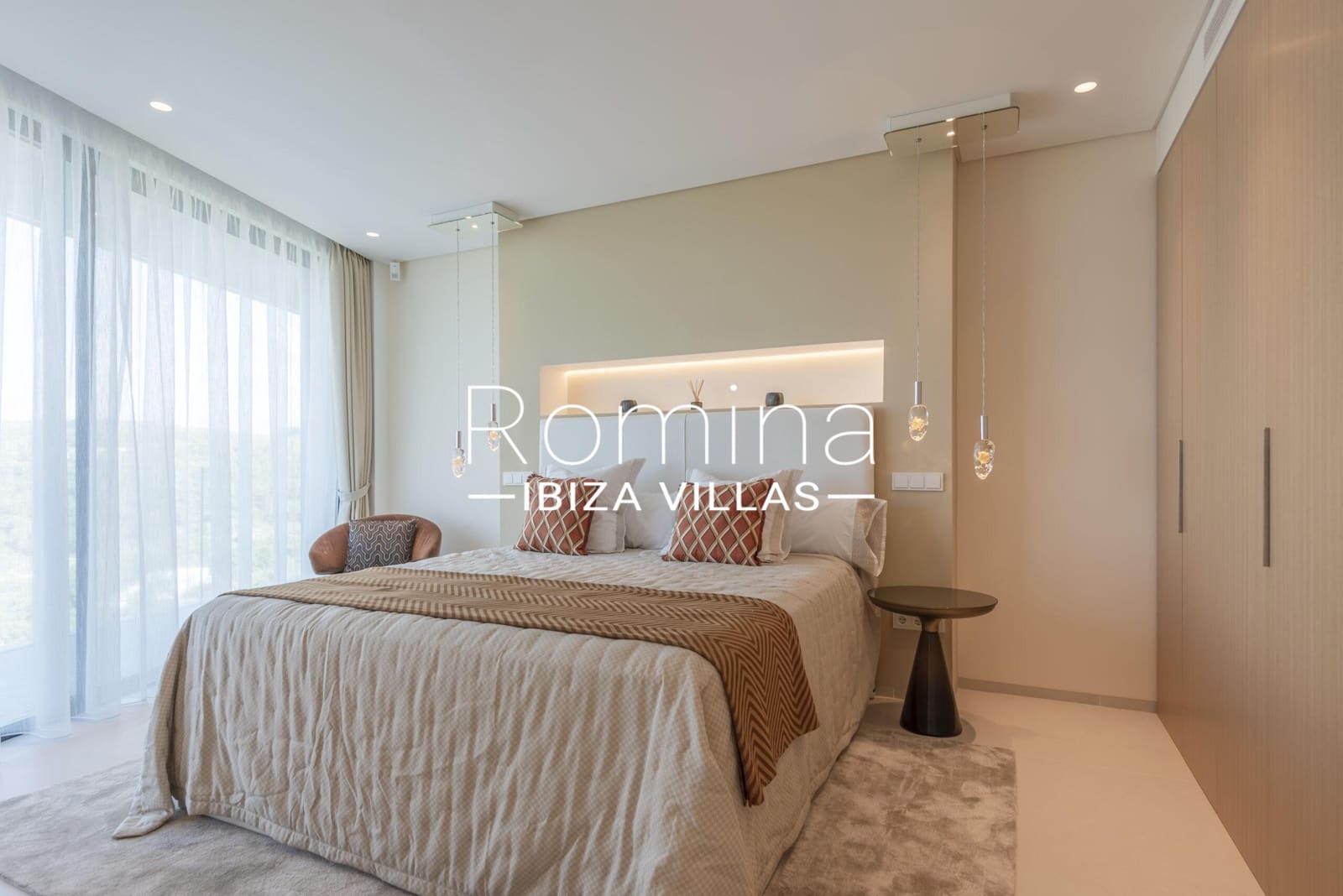 9 makuuhuone Bungalow myytävänä paikassa Roca Llisa mukana uima-altaan 
autotalli - 9 800 000 € (Ref: 9373885)