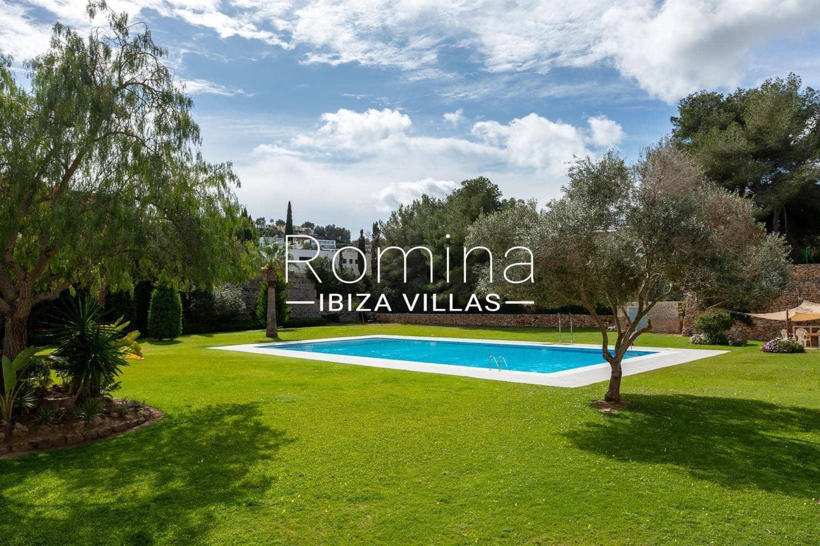 3 makuuhuone Huoneisto myytävänä paikassa Roca Llisa mukana uima-altaan - 790 000 € (Ref: 9388629)