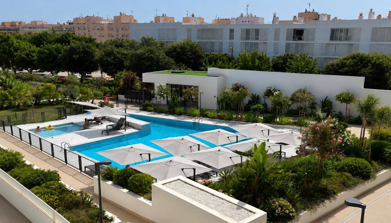 4 bedroom Apartment for sale in Ibiza / Eivissa town with pool garage - € 1,180,000 (Ref: 9586822)