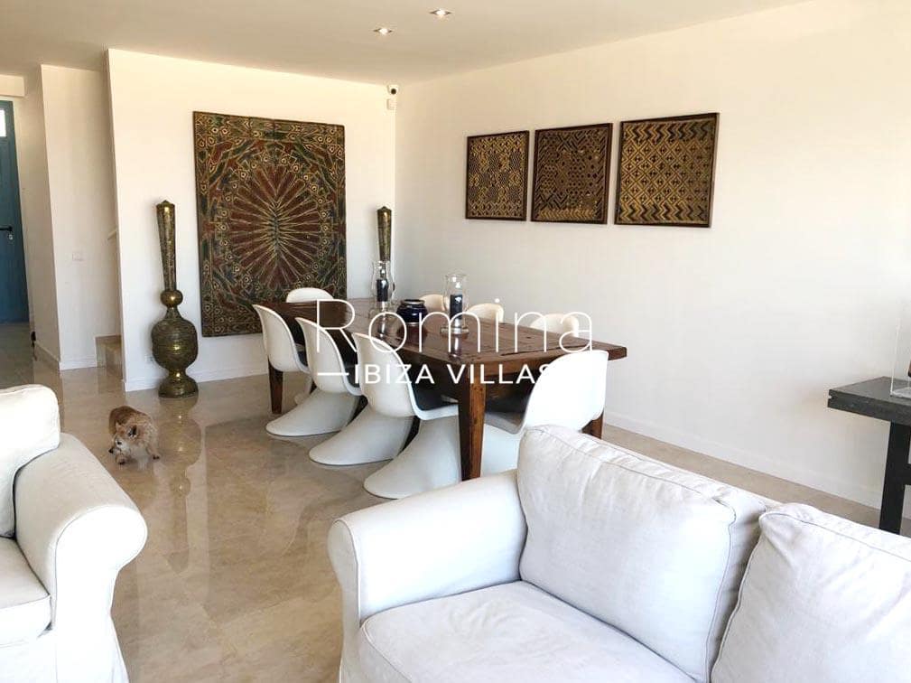 3 makuuhuone Rivitalo myytävänä paikassa Cala Moli mukana uima-altaan 
autotalli - 1 450 000 € (Ref: 9603296)