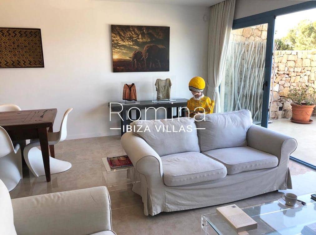 3 makuuhuone Rivitalo myytävänä paikassa Cala Moli mukana uima-altaan 
autotalli - 1 450 000 € (Ref: 9603296)