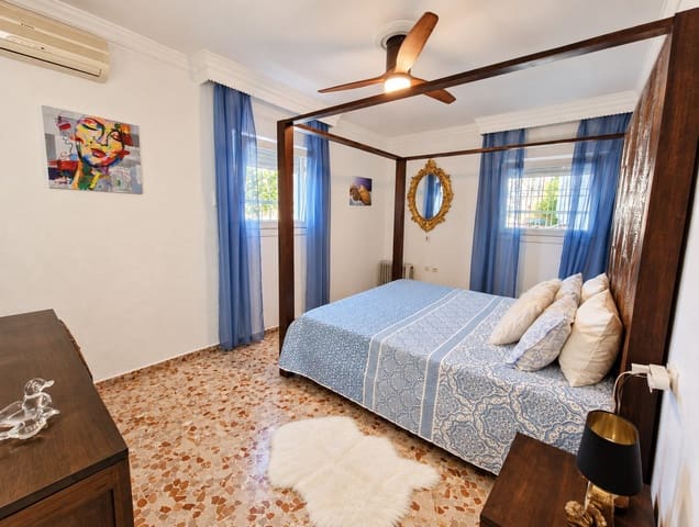 Finca/Casa Rural de 3 habitaciones en Chiclana de la Frontera en venta con piscina - 490.000 € (Ref: 10132952)