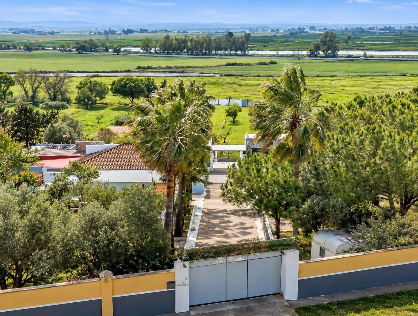 Finca/Casa Rural de 3 habitaciones en Chiclana de la Frontera en venta con piscina - 490.000 € (Ref: 10132952)