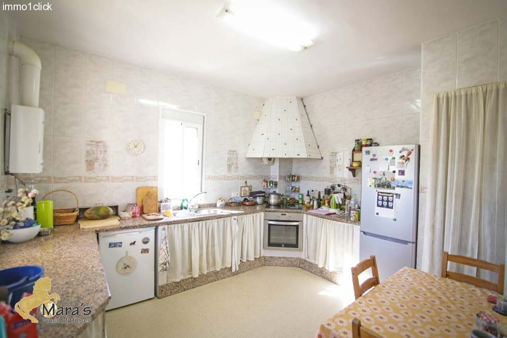 3 slaapkamer Finca/Landhuis te koop in La Puebla del Rio met zwembad - € 299.000 (Ref: 3246371)