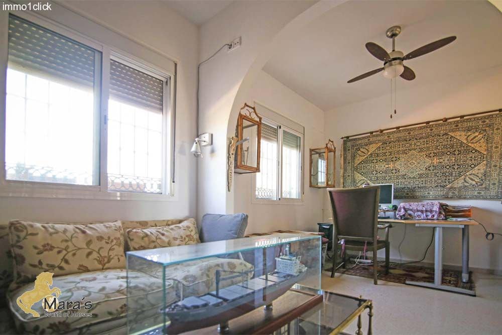 3 slaapkamer Finca/Landhuis te koop in La Puebla del Rio met zwembad - € 299.000 (Ref: 3246371)