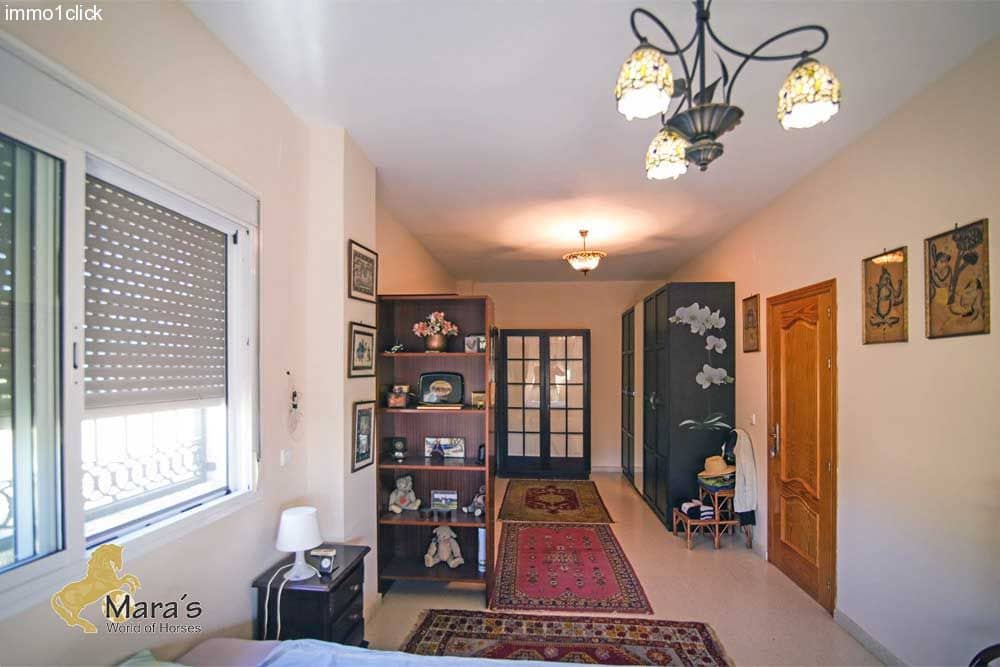 3 slaapkamer Finca/Landhuis te koop in La Puebla del Rio met zwembad - € 299.000 (Ref: 3246371)