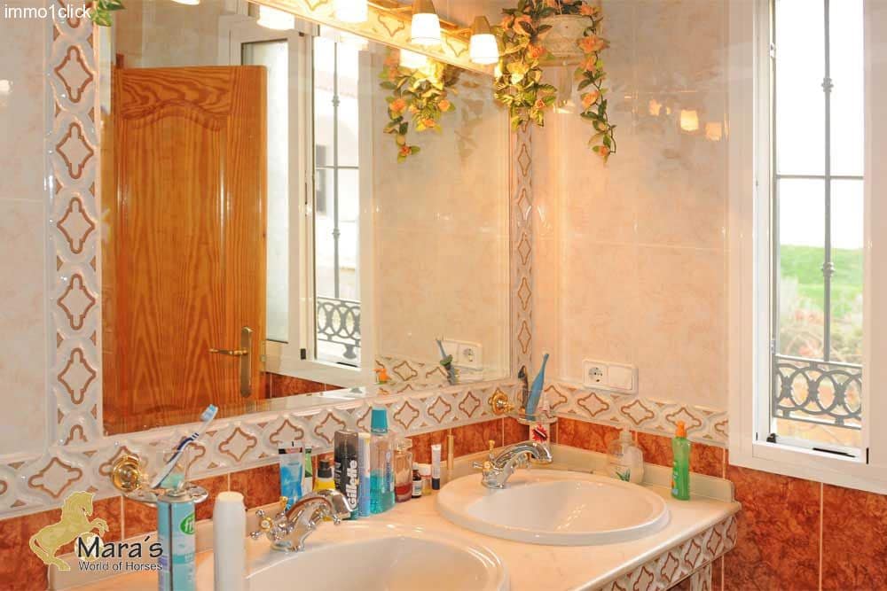 3 slaapkamer Finca/Landhuis te koop in La Puebla del Rio met zwembad - € 299.000 (Ref: 3246371)