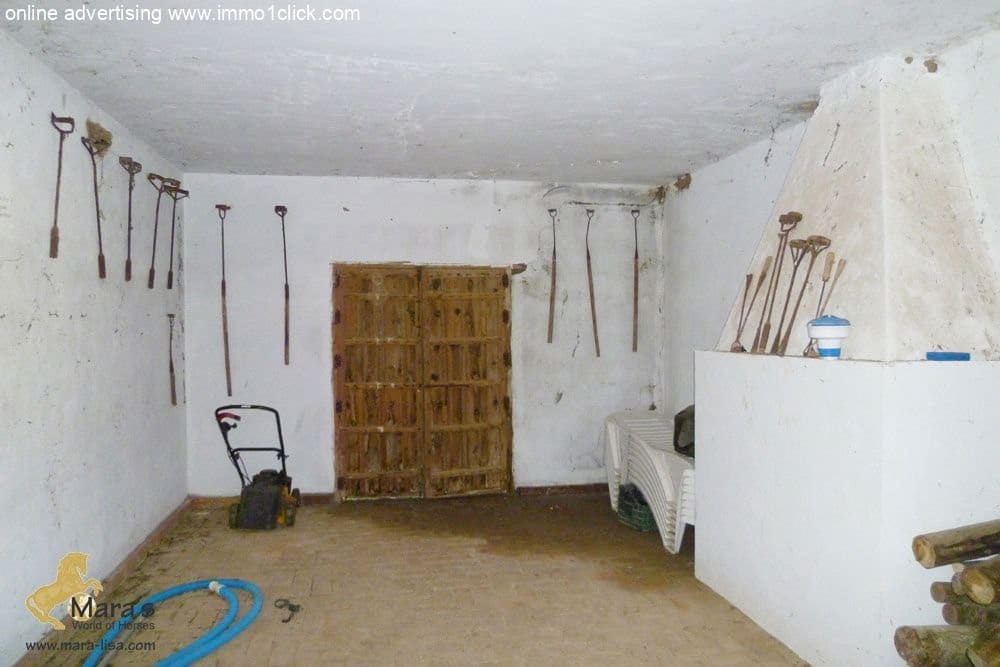 6 soveværelse Finca/Landehus til salg i Coria del Rio med swimmingpool - € 1.300.000 (Ref: 4956443)