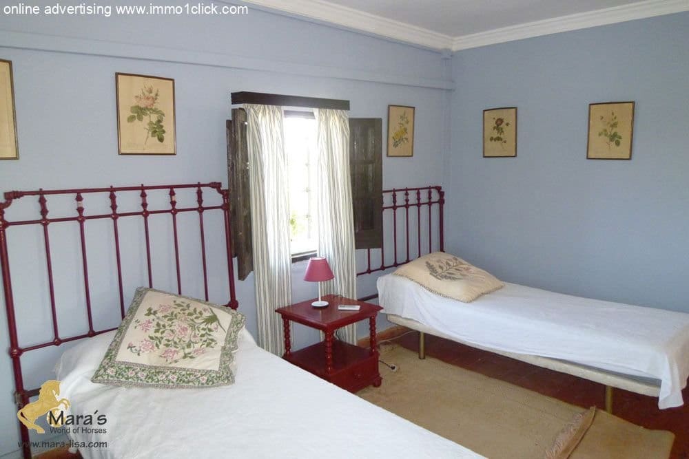 6 soveværelse Finca/Landehus til salg i Coria del Rio med swimmingpool - € 1.300.000 (Ref: 4956443)