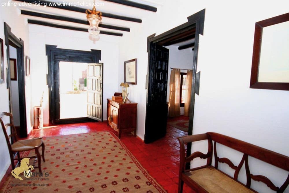 6 soveværelse Finca/Landehus til salg i Coria del Rio med swimmingpool - € 1.300.000 (Ref: 4956443)