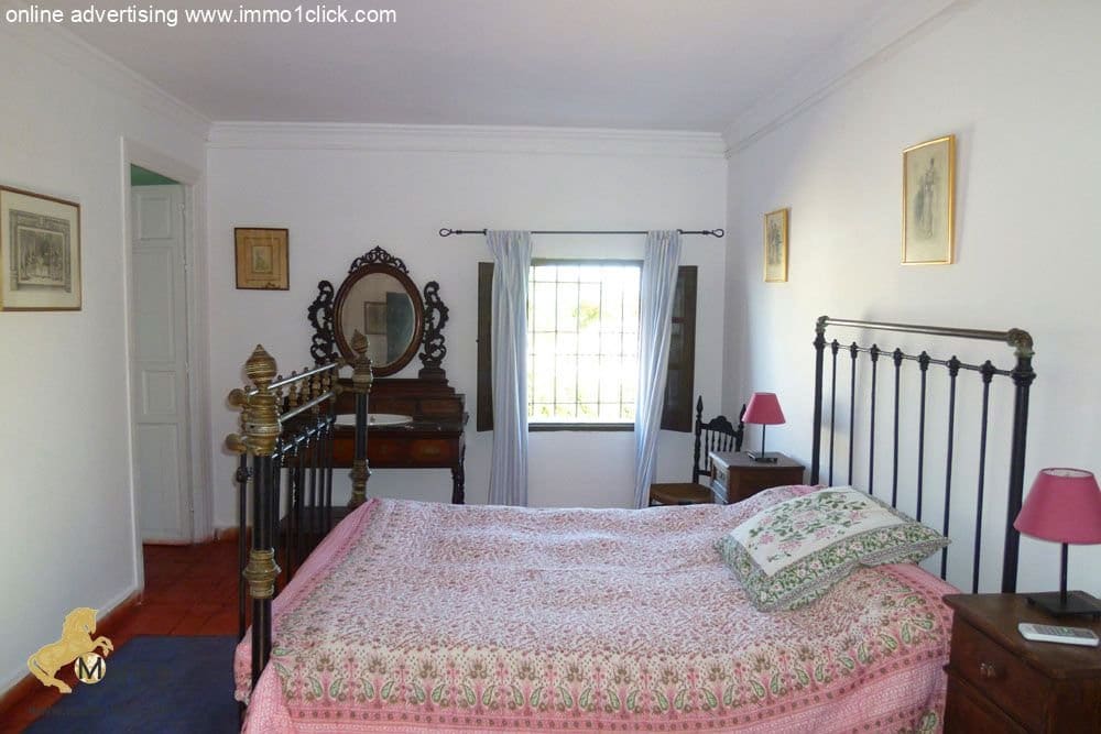 6 soveværelse Finca/Landehus til salg i Coria del Rio med swimmingpool - € 1.300.000 (Ref: 4956443)