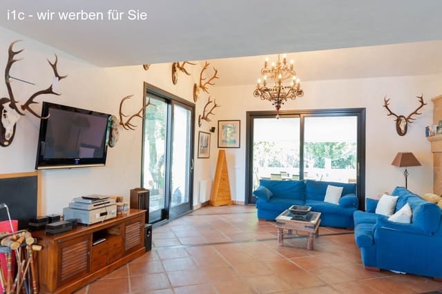 7 soveværelse Finca/Landehus til salg i Jimena de la Frontera med swimmingpool - € 1.800.000 (Ref: 6374178)