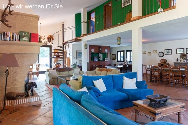 7 soveværelse Finca/Landehus til salg i Jimena de la Frontera med swimmingpool - € 1.800.000 (Ref: 6374178)