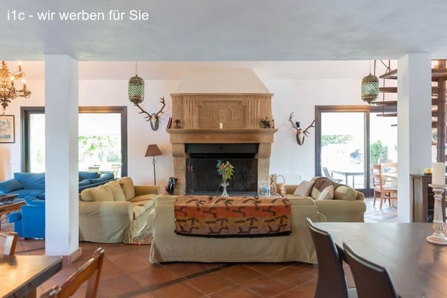 7 soveværelse Finca/Landehus til salg i Jimena de la Frontera med swimmingpool - € 1.800.000 (Ref: 6374178)