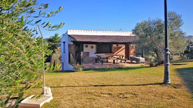 4 Zimmer Finca/Landgut zu verkaufen in Arcos de la Frontera mit Pool - 999.000 € (Ref: 6681205)