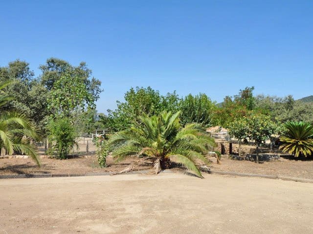 9 slaapkamer Finca/Landhuis te koop in Espiel - € 1.600.000 (Ref: 7348883)