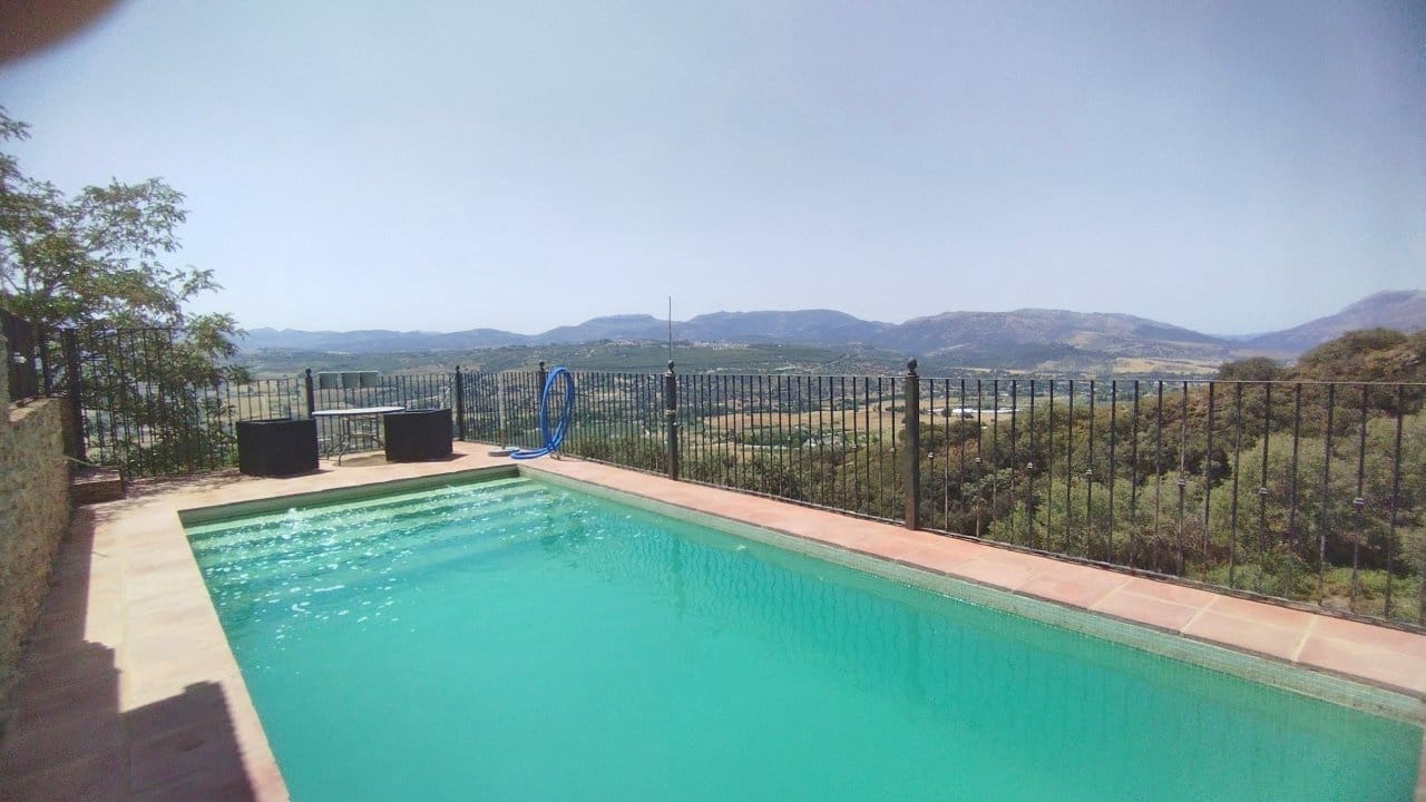 7 slaapkamer Finca/Landhuis te koop in Ronda met zwembad - € 850.000 (Ref: 7707021)