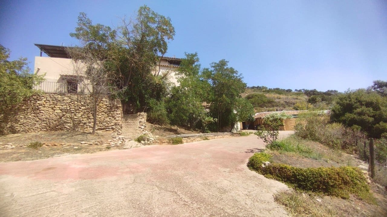 7 slaapkamer Finca/Landhuis te koop in Ronda met zwembad - € 850.000 (Ref: 7707021)