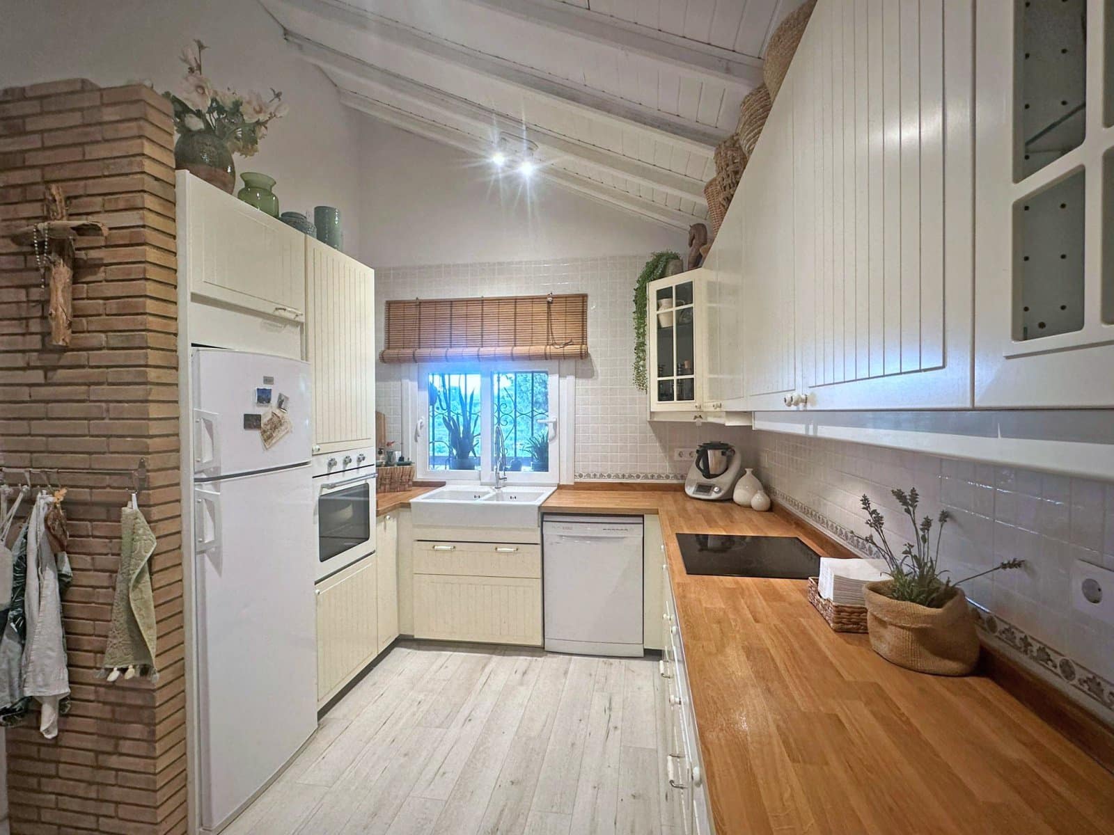 4 soverom Finca/Herregård til salgs i Alhaurin el Grande med svømmebasseng - € 475 000 (Ref: 8274406)