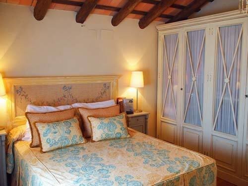 7 bedroom Finca/Country House for sale in Constantina - € 1,900,000 (Ref: 8435952)