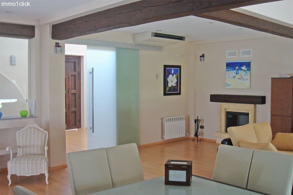 5 sovrum Villa till salu i Albolote med pool garage - 990 000 € (Ref: 8820484)