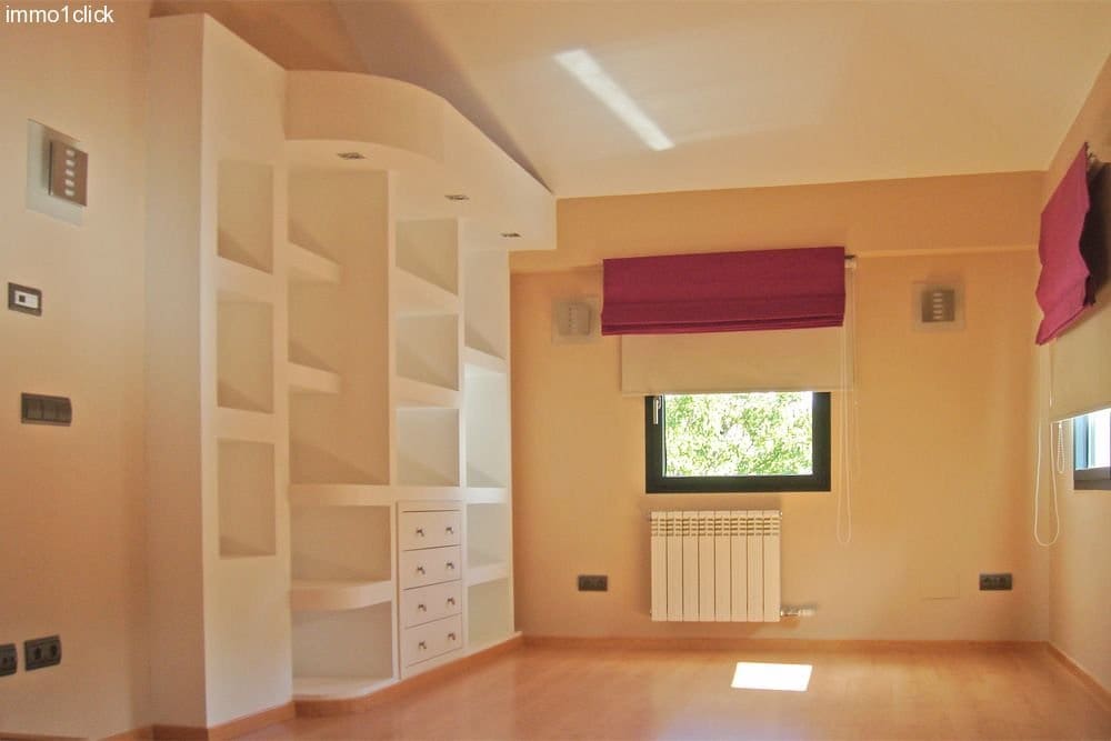 5 sovrum Villa till salu i Albolote med pool garage - 990 000 € (Ref: 8820484)