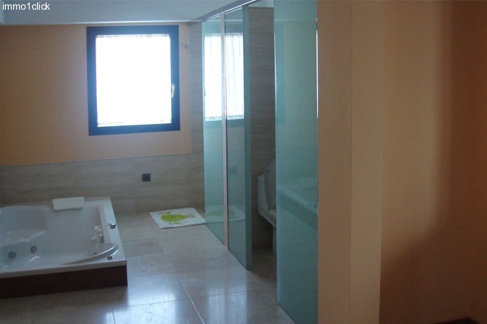 5 sovrum Villa till salu i Albolote med pool garage - 990 000 € (Ref: 8820484)