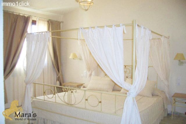 Hotel til salg i Carmona - € 4.000.000 (Ref: 8842414)