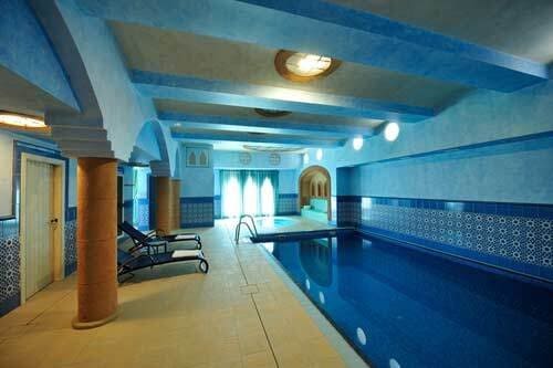 25 soverom Finca/Herregård til salgs i Sevilla by med svømmebasseng - € 12 900 000 (Ref: 8884865)