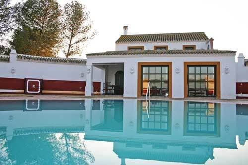 25 soverom Finca/Herregård til salgs i Sevilla by med svømmebasseng - € 12 900 000 (Ref: 8884865)